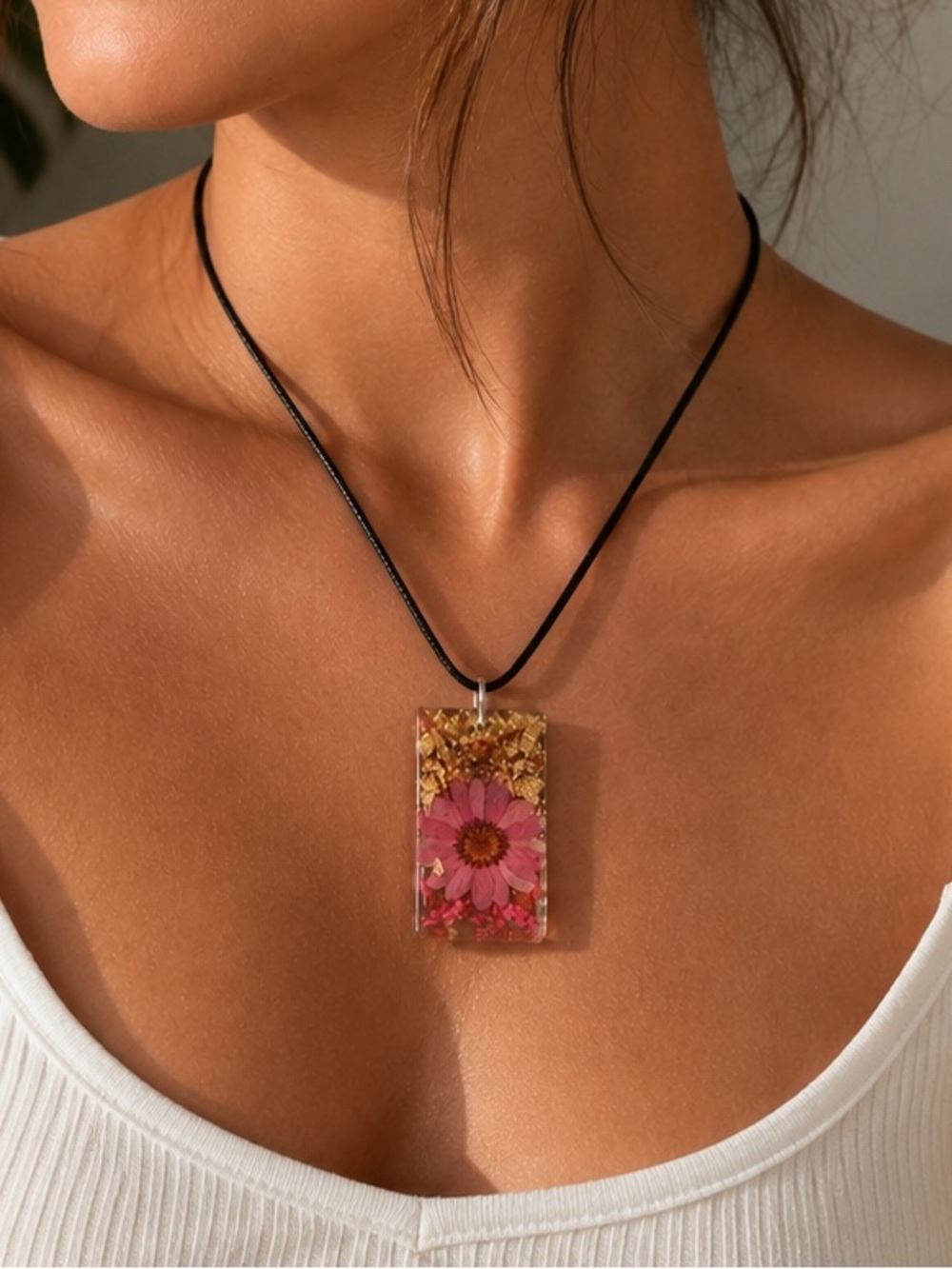Elegant Pink Floral Pendant Necklace